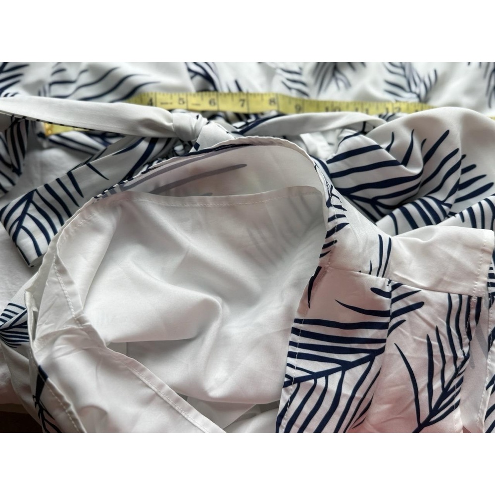 Cupshe Womens Medium Blue & White Wrap Romper Belted Waist 3/4 Sleeves Chic - Picture 8 of 13